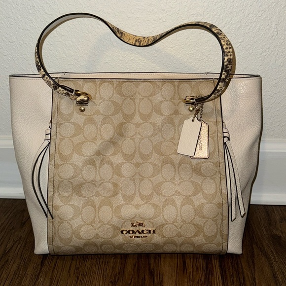 Coach Handbags - Large Coach tote